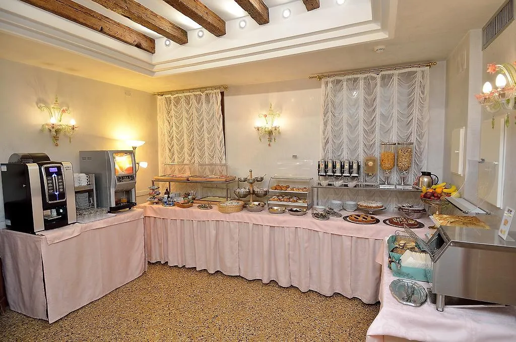 ***  Hotel Da Bruno Venice Italy
