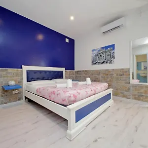 lucky-domus-appio.it-romehotels.com/