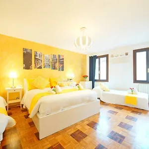 Apartment Calle Dei Fabbri