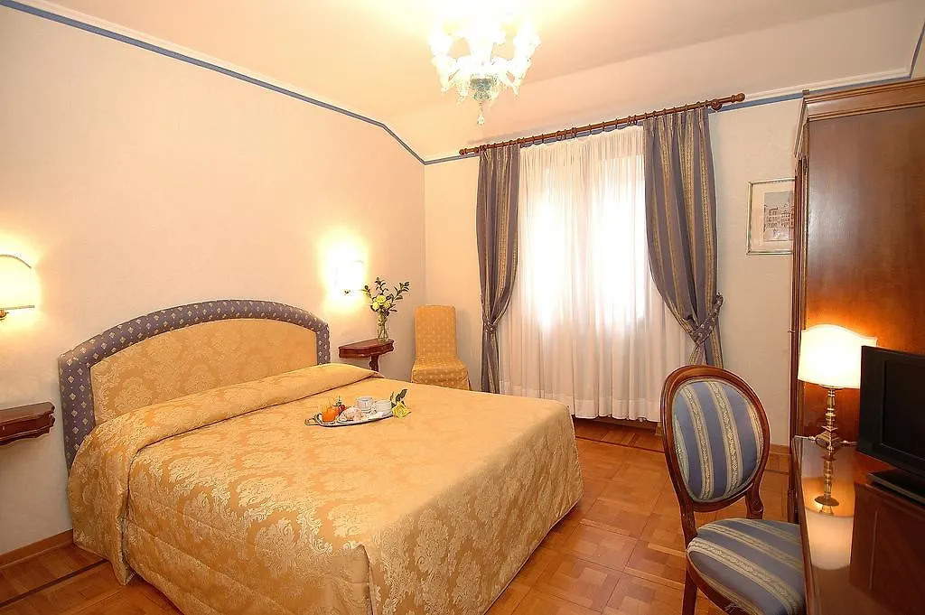 Hotel Da Bruno Venecia 3*,  Italia