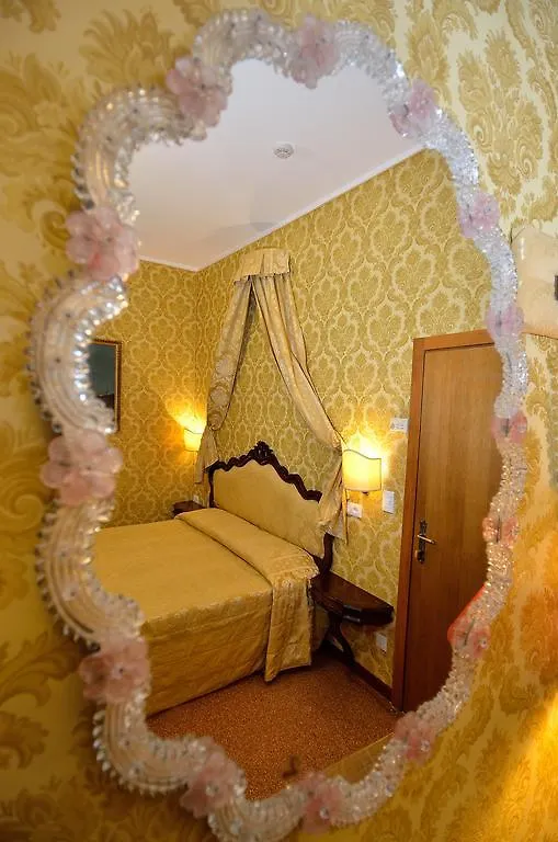 Hotel Da Bruno Venecia 3*,  Italia